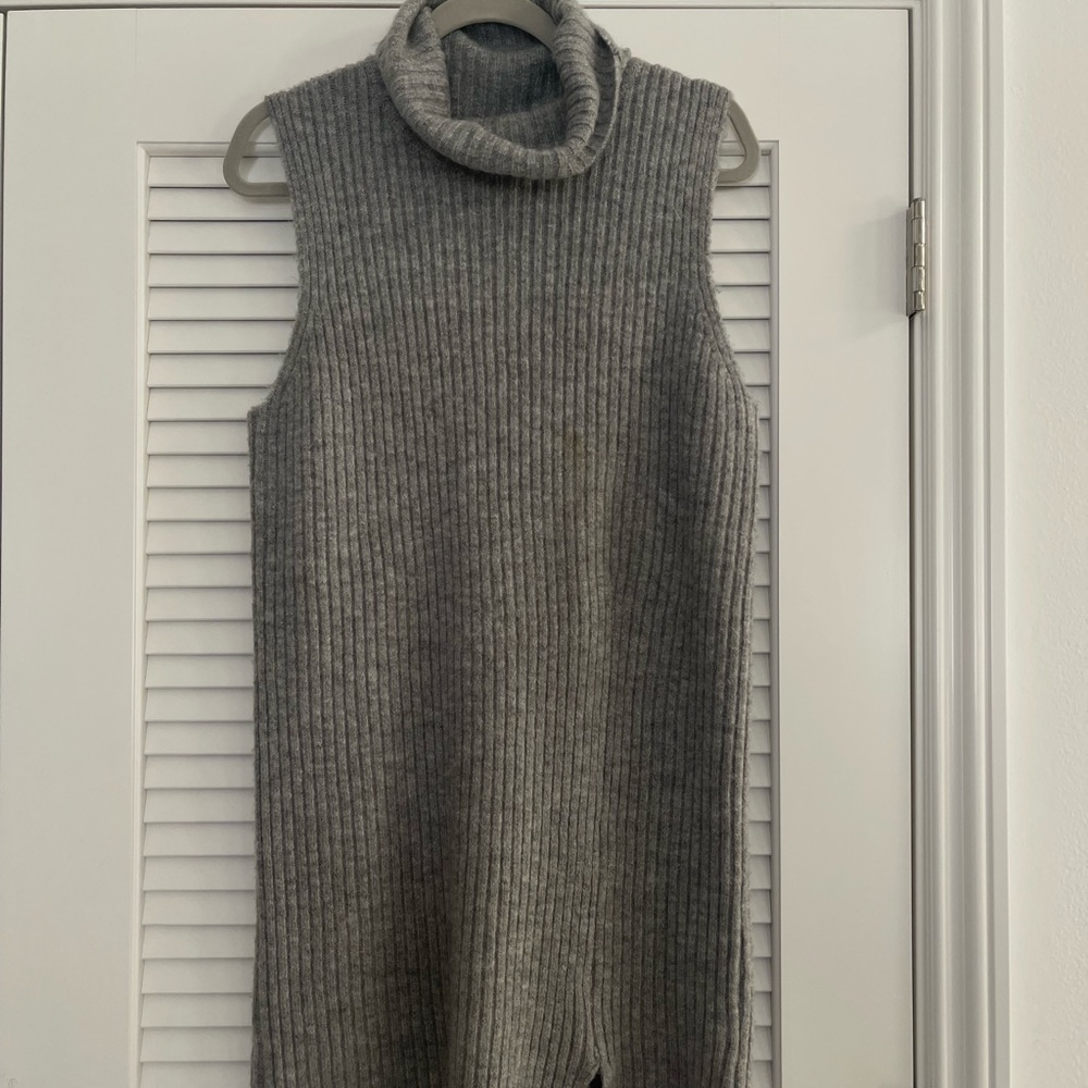 Forever 21 casual gray turtleneck dress